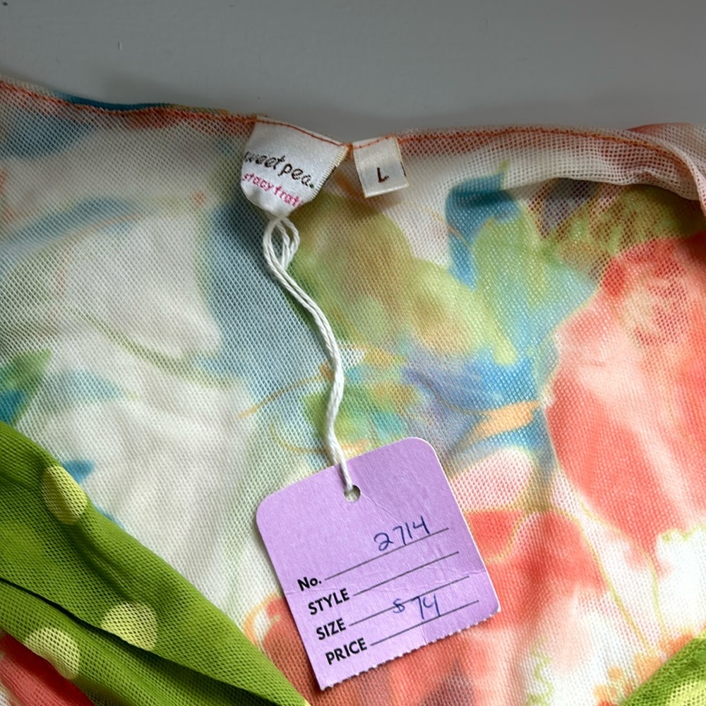 Sweet pea beach cover up, size L